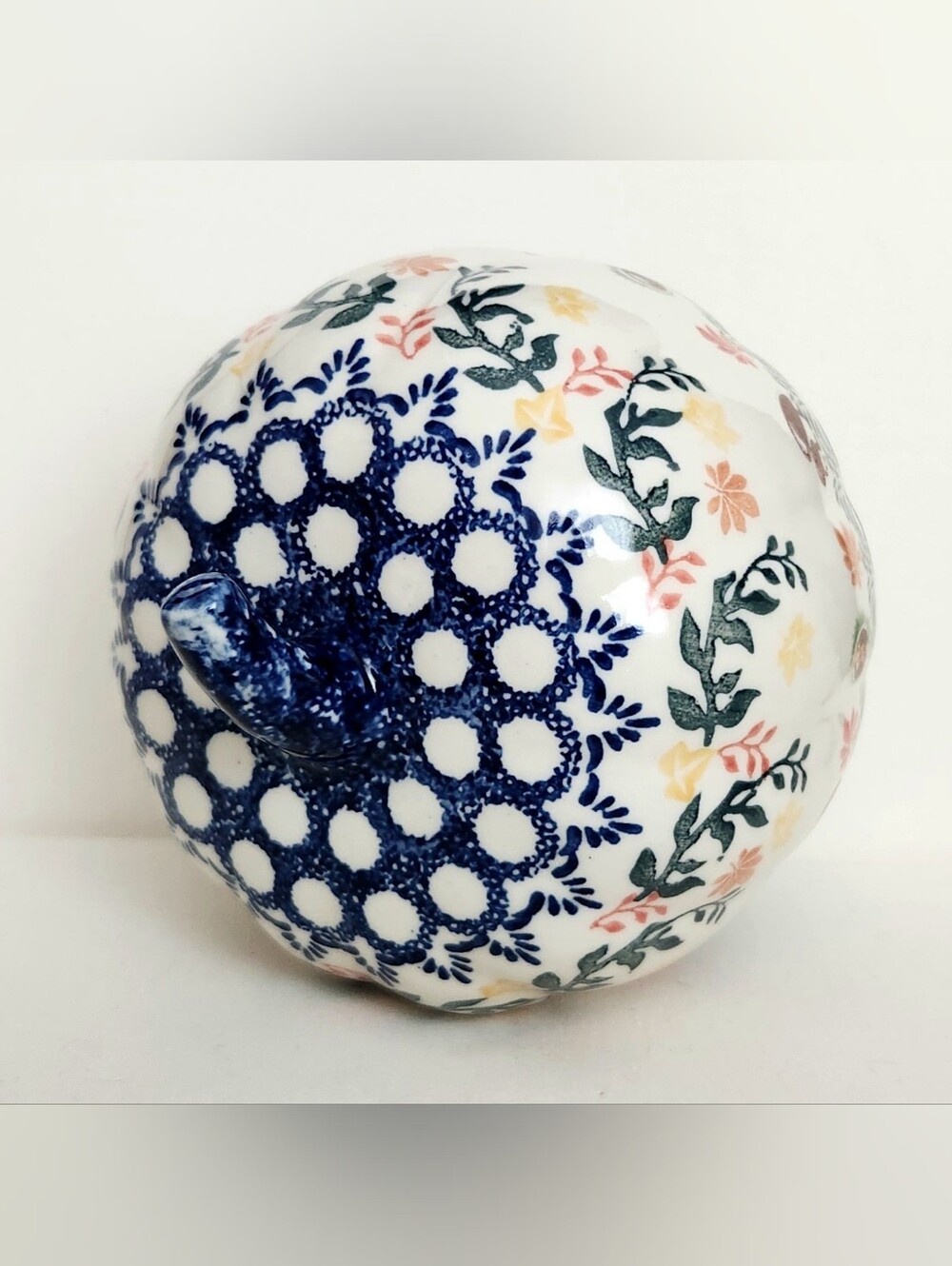 Polish Pottery Autumn Leaves & Mushrooms Fall Pumpkin - 6" tall - Picture 5 of 5